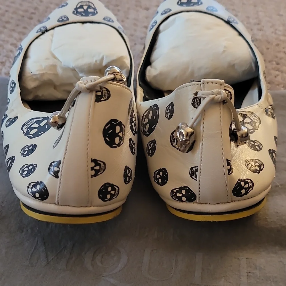 Alexander McQueen Women's Flats - Picture 3 of 9